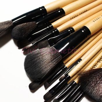 18 PEÇAS DE PINCEÍS BOBBI BROWN